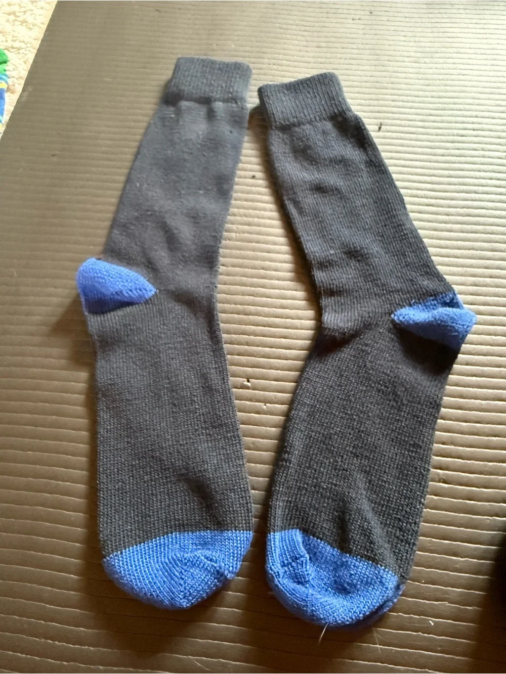 3 pair of men's dress socks